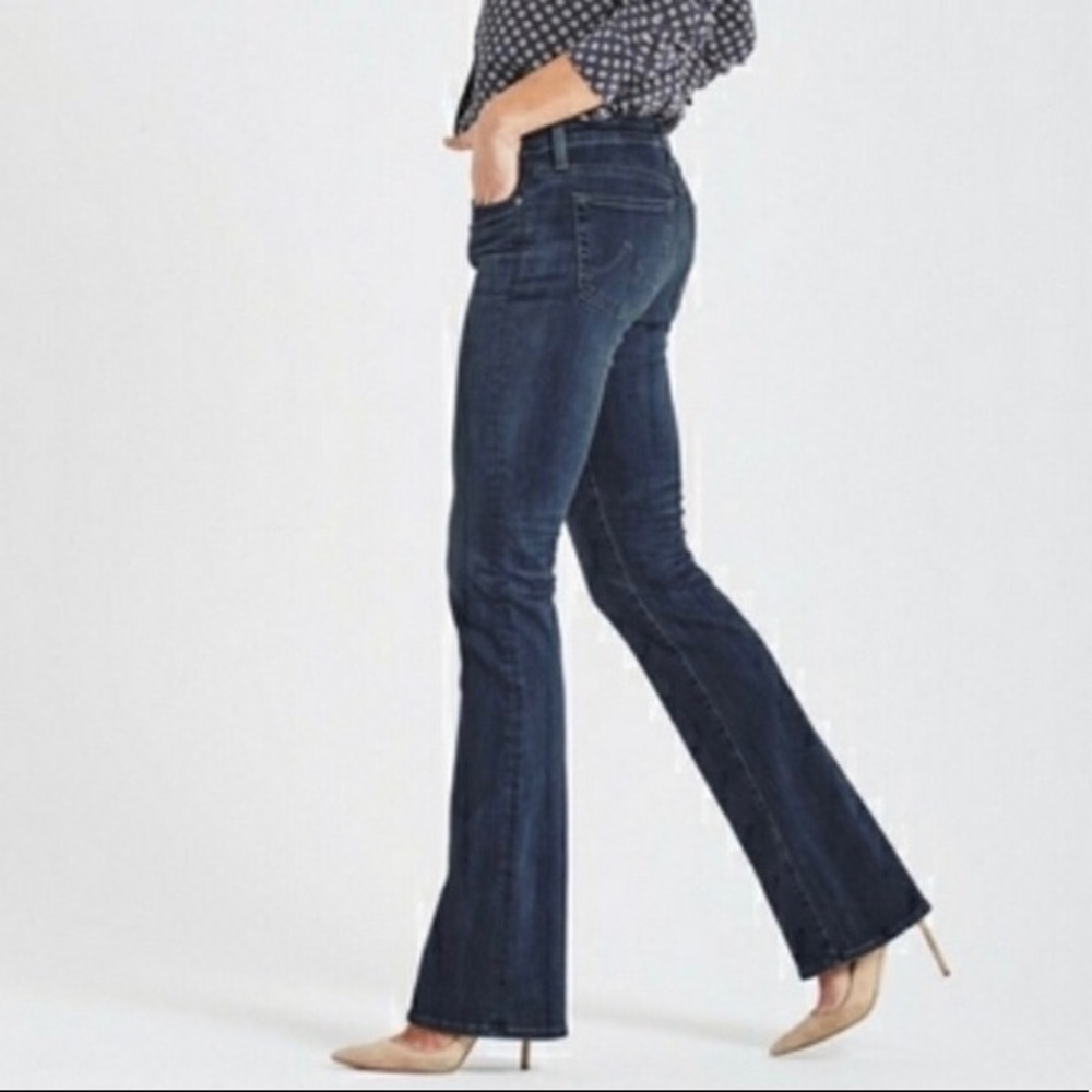 3/$25 AG Adriano Goldschmied “the Club” Jeans